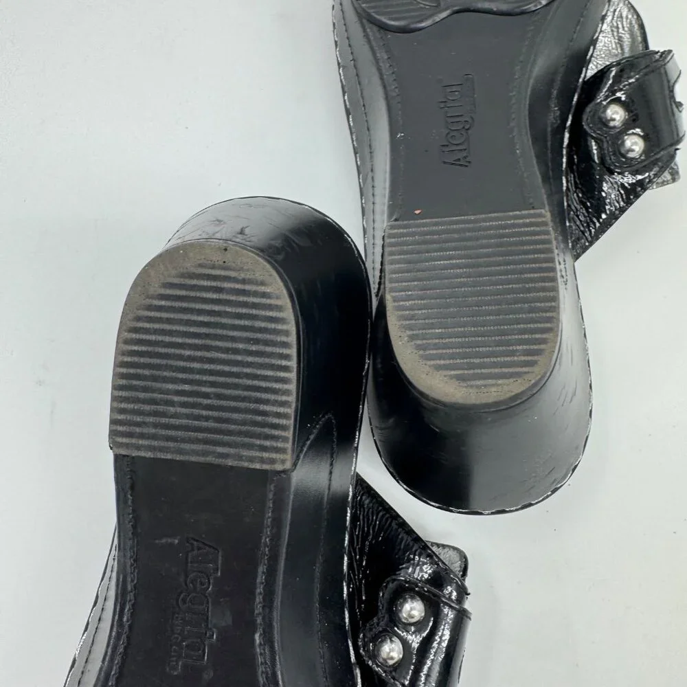 Alegria Lola Black Patent Leather Thong Wedge Slide Sandals Size 39 EU / 8.5-9 U